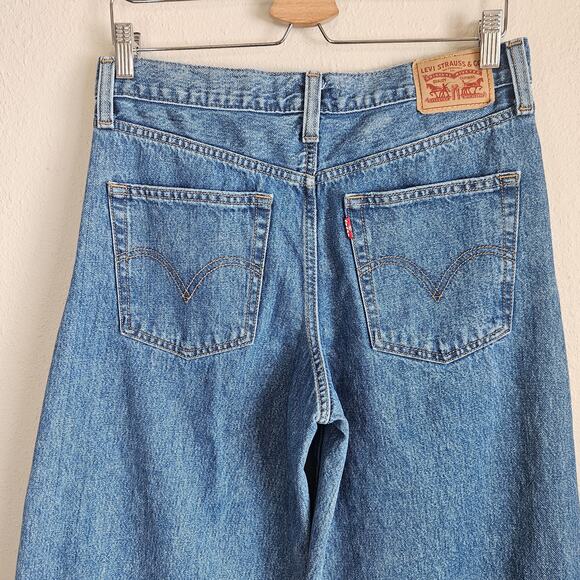 Levi's Blue '94 Baggy Wide Leg Jeans Raw Distressed Hem Size 29 Cropped - Picture 10 of 13